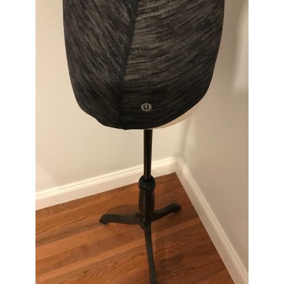 Lululemon Interval Women's Long-Sleeve Heathered Black V-Neck Top - Size 4 - Picture 3 of 9